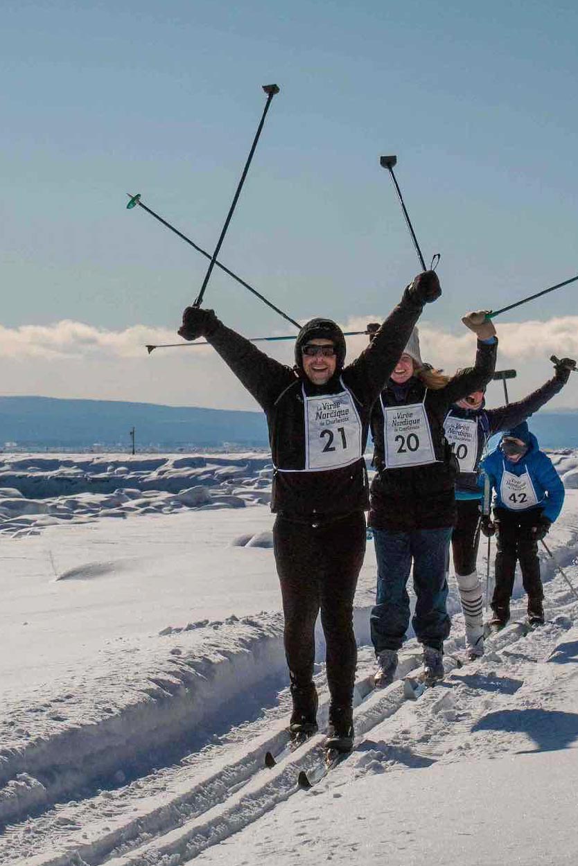 Slide site web-journee famille skieurs de fond viree nordique charlevoix_Plan de travail 1